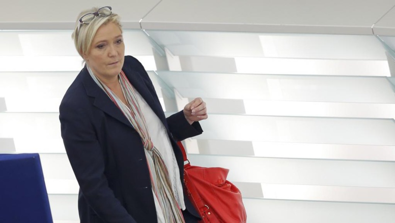 Marine Le Pen et son père soupçonnés de sous-évaluer leur patrimoine Marine Le Pen et son père soupçonnés de sous-évaluer leur patrimoine