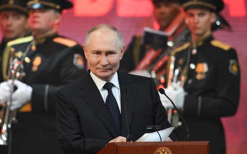 Le Kremlin dit voir de façon «positive» les possibilités de négociations de paix sur l'Ukraine Le Kremlin dit voir de façon «positive» les possibilités de négociations de paix sur l'Ukraine