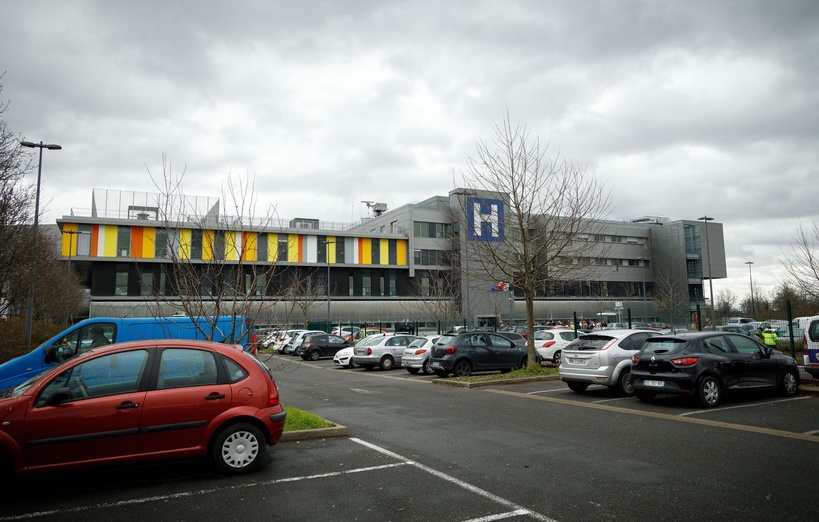 Double peine ! Le corps d’un patient de l’hôpital de Corbeil (France) envoyé au Sénégal par erreur Double peine ! Le corps d’un patient de l’hôpital de Corbeil (France) envoyé au Sénégal par erreur