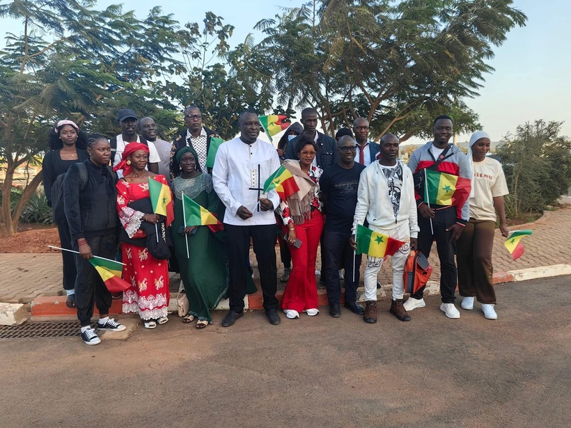 Migration circulaire : un premier groupe de travailleurs saisonniers sénégalais s’envole pour l’Espagne Migration circulaire : un premier groupe de travailleurs saisonniers sénégalais s’envole pour l’Espagne