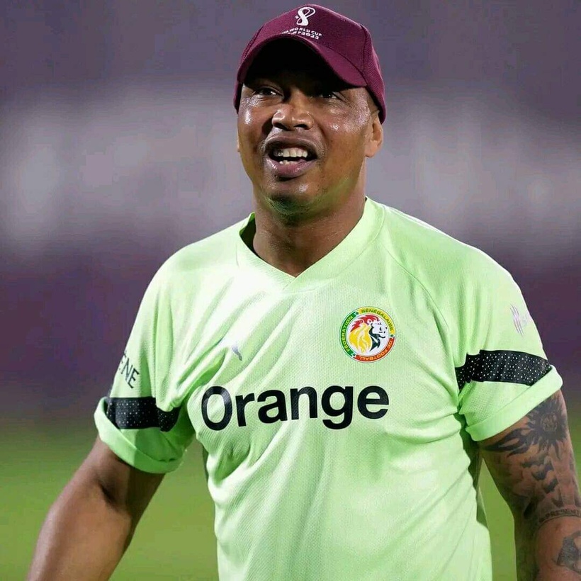 Regroupement des « Lions » : El Hadji Diouf salue l'état d'esprit de la sélection et encourage les nouveaux joueurs Regroupement des « Lions » : El Hadji Diouf salue l'état d'esprit de la sélection et encourage les nouveaux joueurs