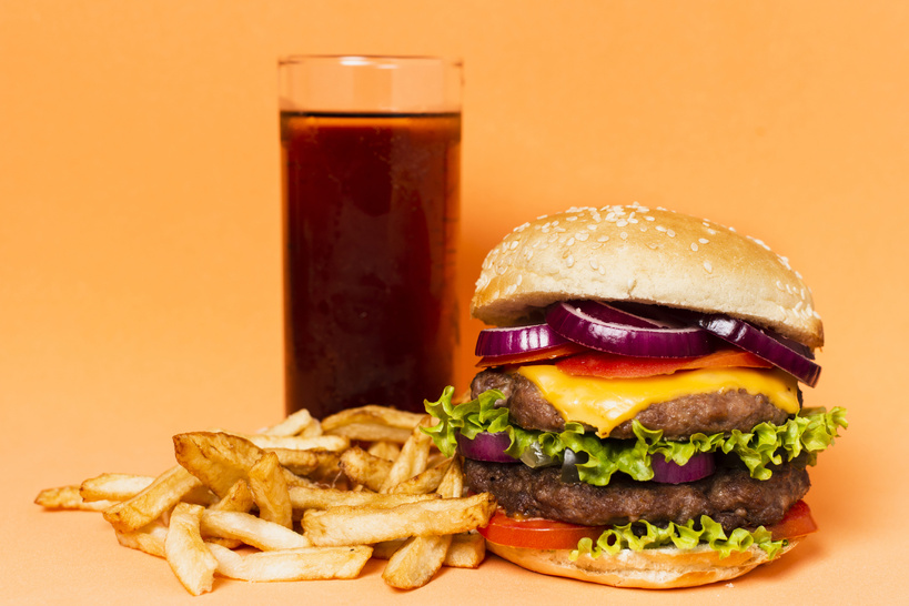 Sel, Sucres, Graisses : Ces excès qui nuisent aux bénéfices du Jeûne Sel, Sucres, Graisses : Ces excès qui nuisent aux bénéfices du Jeûne