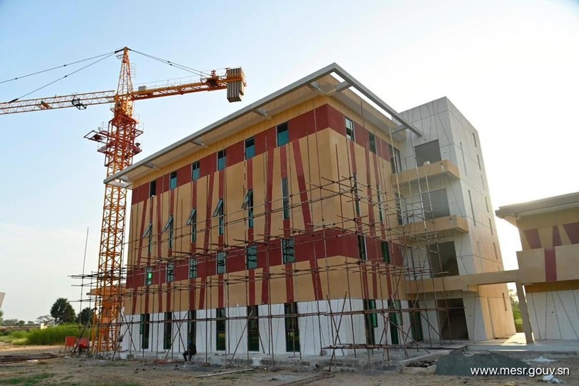 Chantiers et travaux inachevés : Président Diomaye veut un recensement exhaustif des projets de construction inaccomplis Chantiers et travaux inachevés : Président Diomaye veut un recensement exhaustif des projets de construction inaccomplis