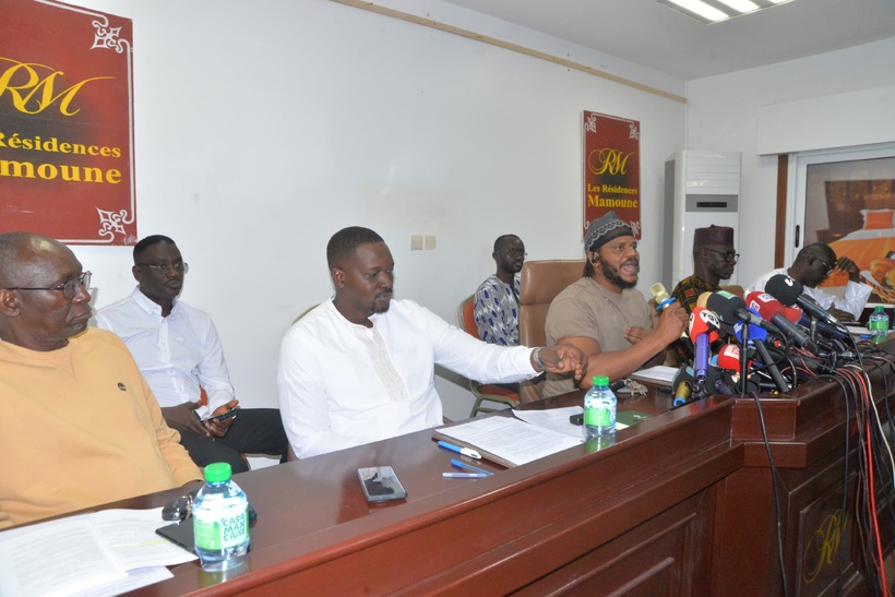 Loi interprétative : Thiatt de Y’EN A MARR met en garde les députés « si cette loi passe vous serez complices de ce qui arrivera au Sénégal » Loi interprétative : Thiatt de Y’EN A MARR met en garde les députés « si cette loi passe vous serez complices de ce qui arrivera au Sénégal »