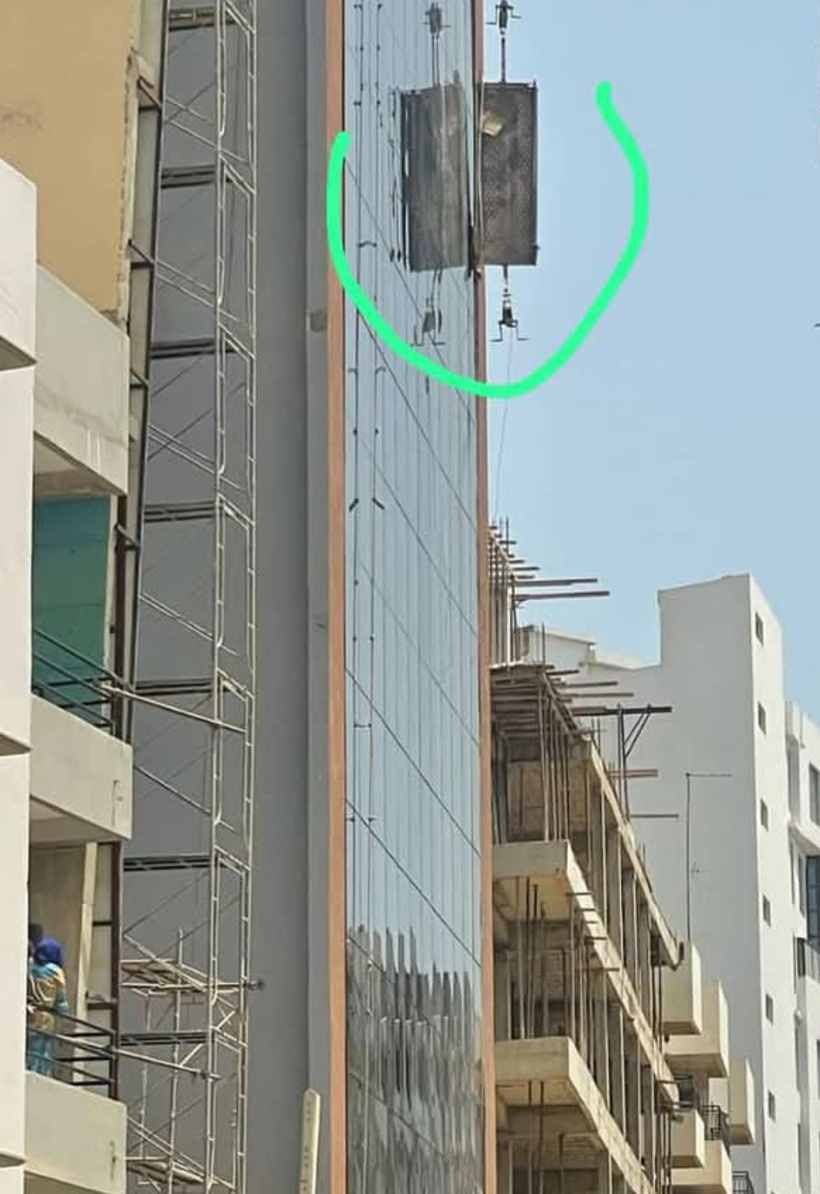 Chute mortelle de trois ouvriers à Keur Gorgui : l’enquête révèle des manquements graves en matière de sécurité, trois personnes arrêtées Chute mortelle de trois ouvriers à Keur Gorgui : l’enquête révèle des manquements graves en matière de sécurité, trois personnes arrêtées