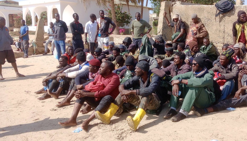 Immigration irrégulière : une trentaine de candidats interpellés par la gendarmerie à Affiniam Immigration irrégulière : une trentaine de candidats interpellés par la gendarmerie à Affiniam