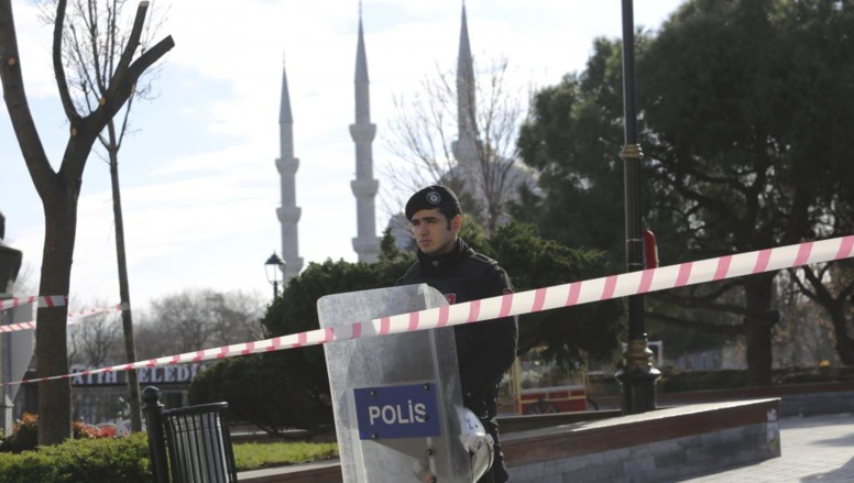 URGENT Turquie : puissante explosion d'origine inconnue dans le quartier touristique de Sultanahmet, dans le centre d'Istanbul