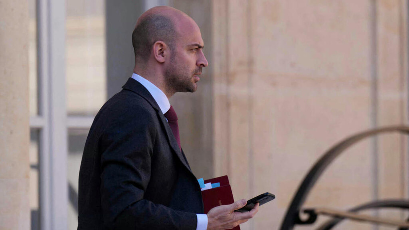 L'Algérie demande à 12 agents de l'ambassade de France de quitter le territoire sous 48 heures L'Algérie demande à 12 agents de l'ambassade de France de quitter le territoire sous 48 heures