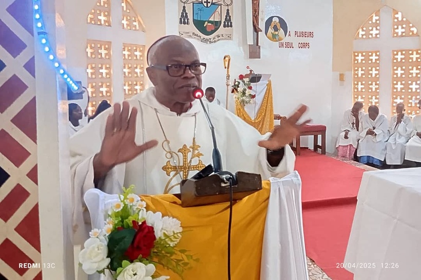 Pâques à Kolda : Mgr Jean Pierre Bassene appelle à suivre la lumière du Christ ressuscité Pâques à Kolda : Mgr Jean Pierre Bassene appelle à suivre la lumière du Christ ressuscité