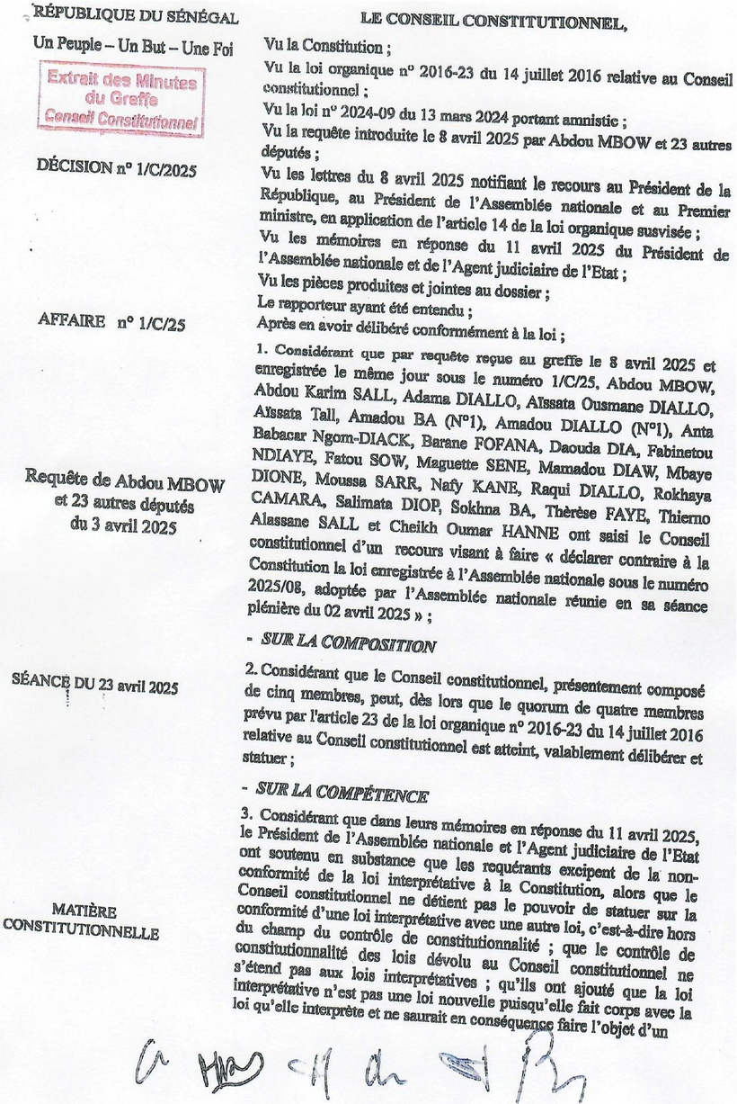 Sénégal : le Conseil constitutionnel invalide la loi d’interprétation portée par Amadou Ba (Décision du Conseil constitutionnel) Sénégal : le Conseil constitutionnel invalide la loi d’interprétation portée par Amadou Ba (Décision du Conseil constitutionnel)