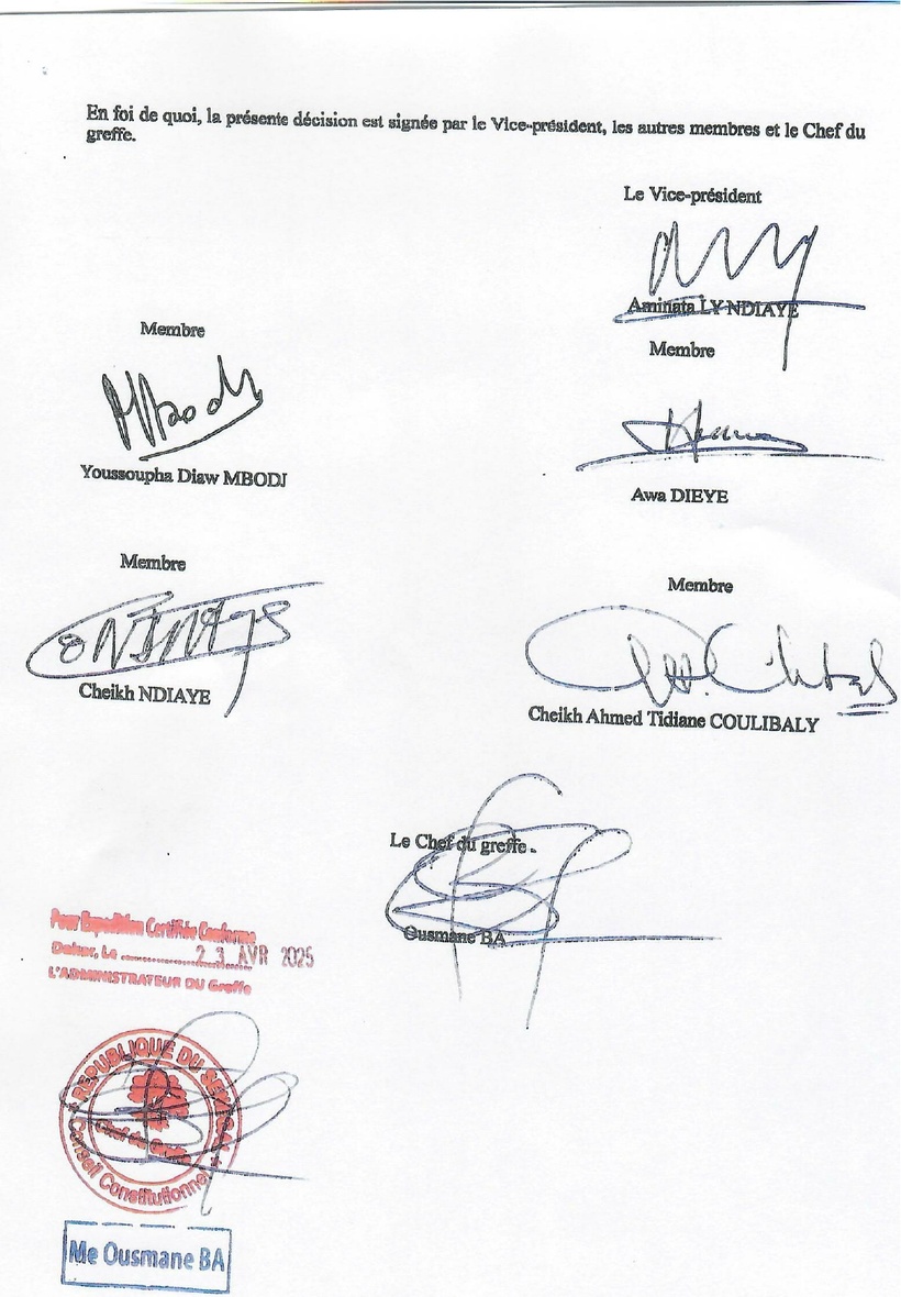 Sénégal : le Conseil constitutionnel invalide la loi d’interprétation portée par Amadou Ba (Décision du Conseil constitutionnel) Sénégal : le Conseil constitutionnel invalide la loi d’interprétation portée par Amadou Ba (Décision du Conseil constitutionnel)