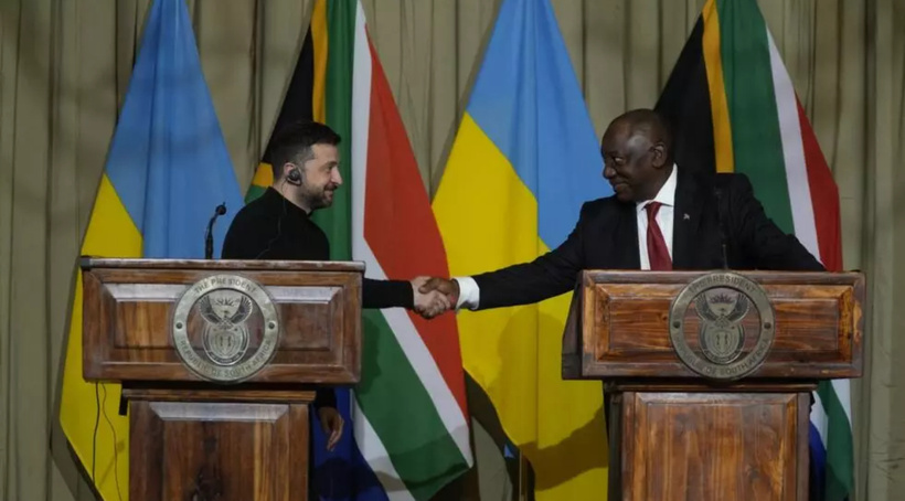 Afrique du Sud: une visite historique du président ukrainien écourtée par la guerre Afrique du Sud: une visite historique du président ukrainien écourtée par la guerre