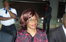 En partance pour la France, une cadre du parti de Gbagbo “refoulée’’ à l’aéroport d’Abidjan En partance pour la France, une cadre du parti de Gbagbo “refoulée’’ à l’aéroport d’Abidjan