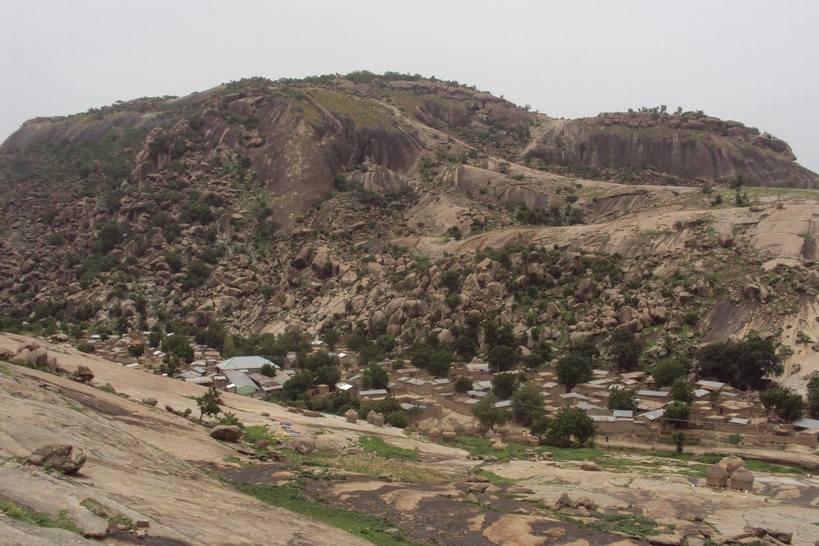 Nigeria : au moins 26 morts dans l’attaque d’une mine d’or Nigeria : au moins 26 morts dans l’attaque d’une mine d’or