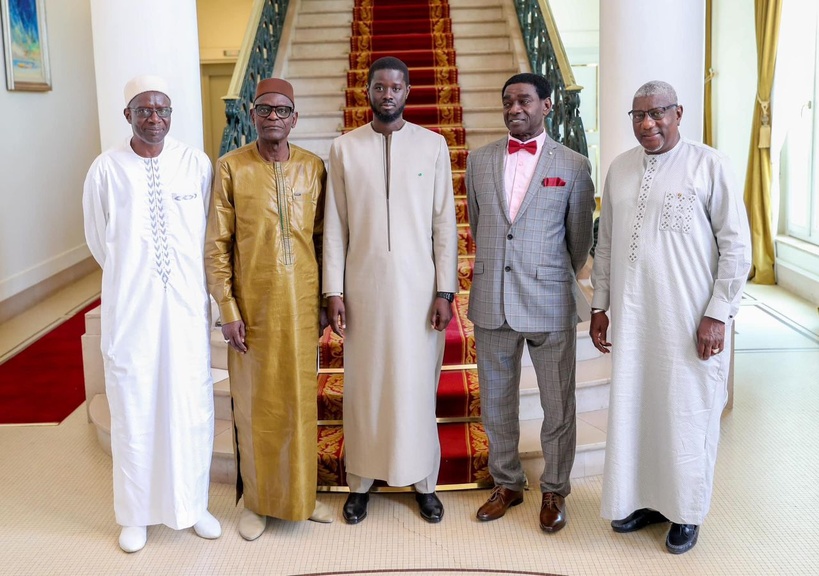 Fête du Travail : le président de la République recevra les responsables des centrales syndicales dans l’après-midi du jeudi 1er mai 2025 Fête du Travail : le président de la République recevra les responsables des centrales syndicales dans l’après-midi du jeudi 1er mai 2025