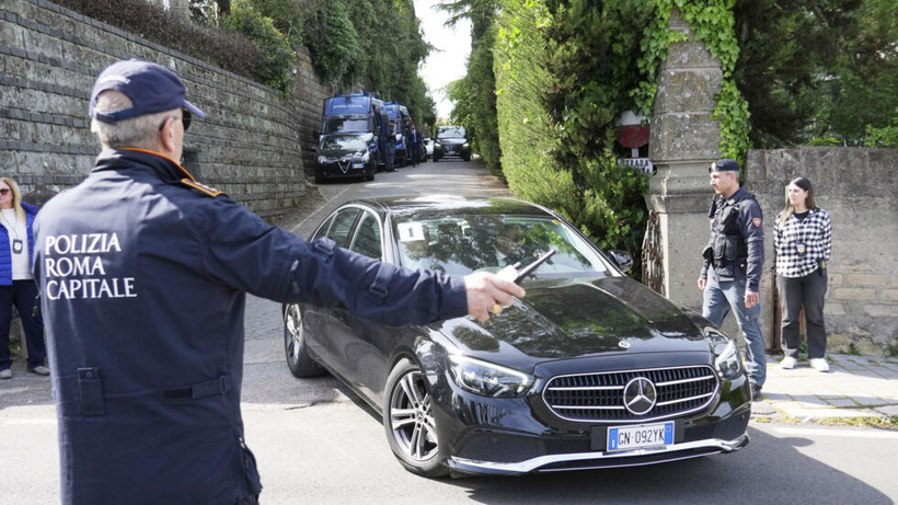 Report des discussions États-Unis-Iran, Washington durcit le ton à l'égard des acheteurs de brut iranien Report des discussions États-Unis-Iran, Washington durcit le ton à l'égard des acheteurs de brut iranien