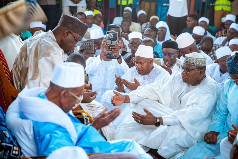 Ousmane Sonko au Daaka 2025 : le gouvernement réaffirme son engagement aux côtés des foyers religieux Ousmane Sonko au Daaka 2025 : le gouvernement réaffirme son engagement aux côtés des foyers religieux