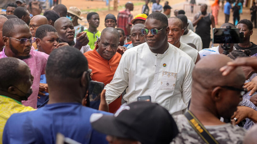 Mali: les partis politiques appellent à un nouveau rassemblement le 9 mai contre la transition Mali: les partis politiques appellent à un nouveau rassemblement le 9 mai contre la transition