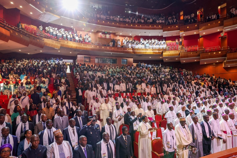 Conférence épiscopale : Bassirou Diomaye Faye annonce la création d’une Délégation générale des Affaires religieuses et rend hommage au Pape François Conférence épiscopale : Bassirou Diomaye Faye annonce la création d’une Délégation générale des Affaires religieuses et rend hommage au Pape François