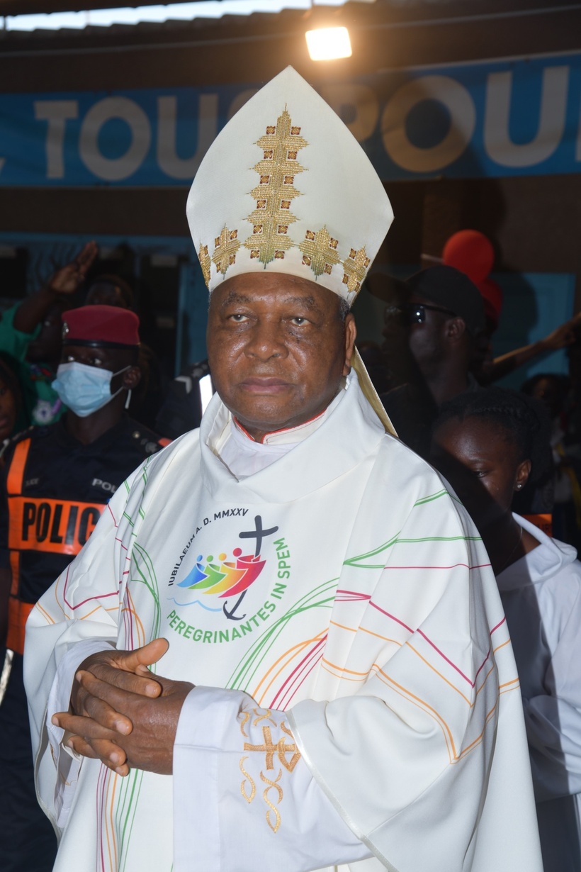 Dakar : Les évêques de la CERAO prônent l’harmonie religieuse et appellent à une meilleure gestion des ressources africaines Dakar : Les évêques de la CERAO prônent l’harmonie religieuse et appellent à une meilleure gestion des ressources africaines