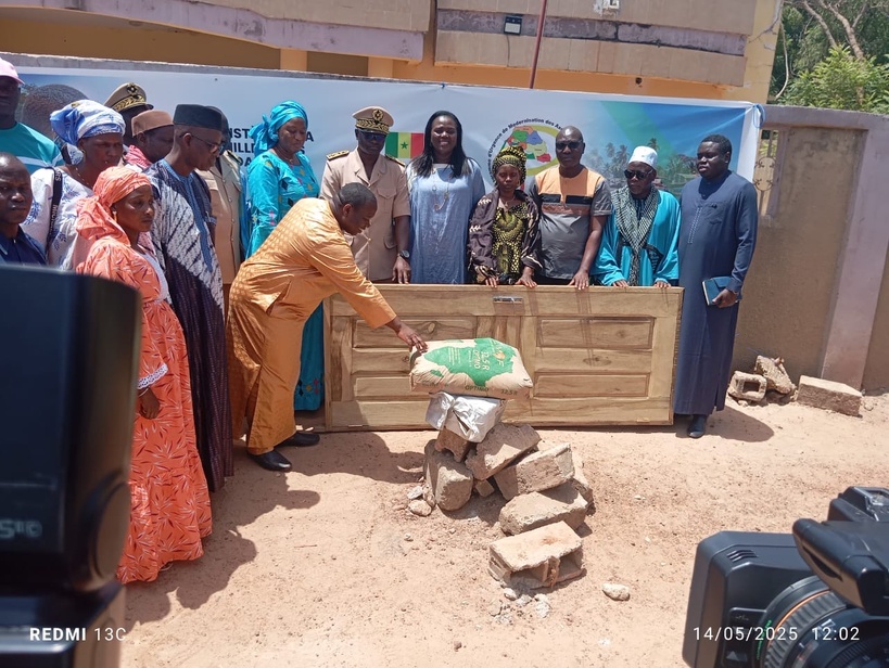 Réinstallation des déplacés en Casamance : 45 millions de Francs CFA en kits de construction offerts par l’État à Tankanto Escale Réinstallation des déplacés en Casamance : 45 millions de Francs CFA en kits de construction offerts par l’État à Tankanto Escale