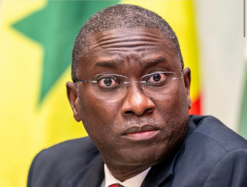 Corruption présumée : Ismaïla Madior Fall placé sous bracelet électronique Corruption présumée : Ismaïla Madior Fall placé sous bracelet électronique