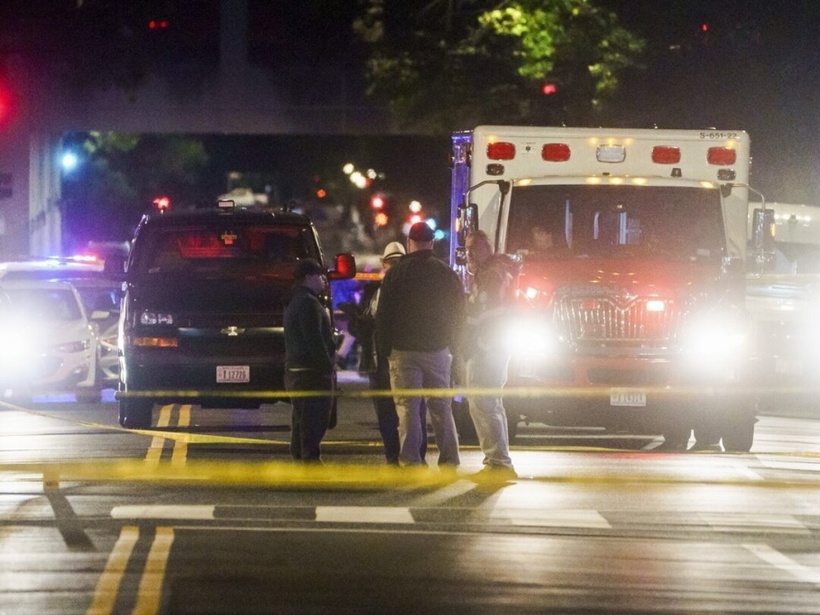 États-Unis: deux membres de l'ambassade israélienne abattus près du musée juif de Washington États-Unis: deux membres de l'ambassade israélienne abattus près du musée juif de Washington