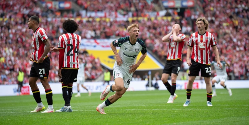 Championship (finale des play-offs) : Sunderland renverse Sheffield et s'offre la Premier League au bout du suspense Championship (finale des play-offs) : Sunderland renverse Sheffield et s'offre la Premier League au bout du suspense