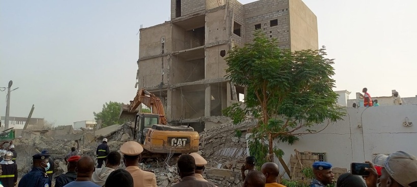 Effondrement d’un immeuble à Touba : le bilan s’alourdit et passe à 10 morts et 7 blessés Effondrement d’un immeuble à Touba : le bilan s’alourdit et passe à 10 morts et 7 blessés