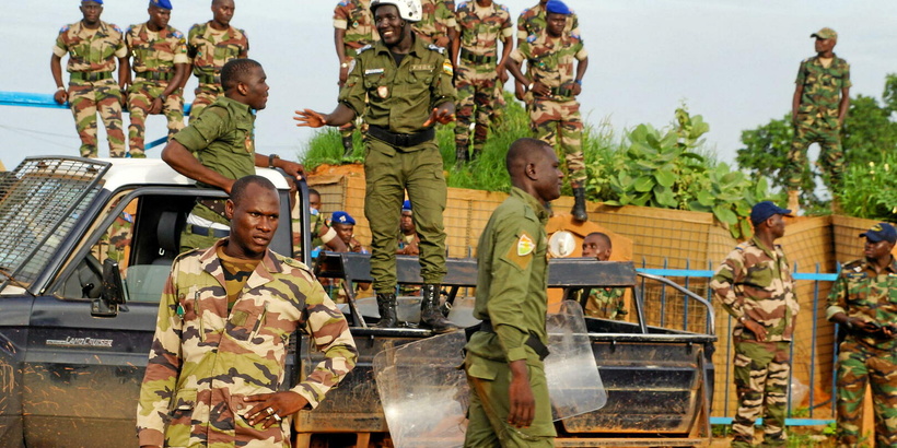 Ouest du Niger : au moins une quarantaine de soldats des forces spéciales tués à Eknewane dans une attaque jihadiste, selon des sources non-officielles et sécuritaires Ouest du Niger : au moins une quarantaine de soldats des forces spéciales tués à Eknewane dans une attaque jihadiste, selon des sources non-officielles et sécuritaires