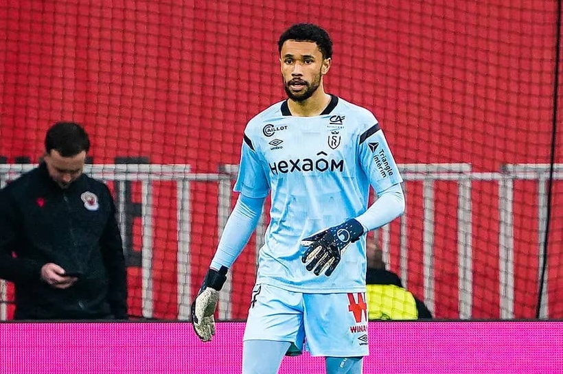 "À l'instant T, je suis là" : l'avenir incertain de Yehvann Diouf à Reims "À l'instant T, je suis là" : l'avenir incertain de Yehvann Diouf à Reims