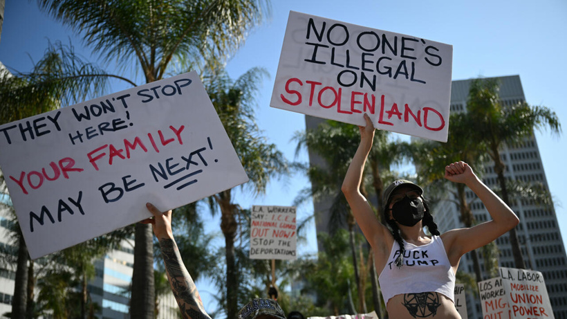 États-Unis: les manifestations contre la politique migratoire de Trump s'étendent à plusieurs villes États-Unis: les manifestations contre la politique migratoire de Trump s'étendent à plusieurs villes