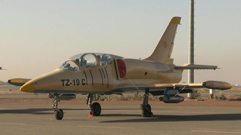 Mali: les rebelles du FLA revendiquent avoir abattu un avion de combat de l'armée Mali: les rebelles du FLA revendiquent avoir abattu un avion de combat de l'armée