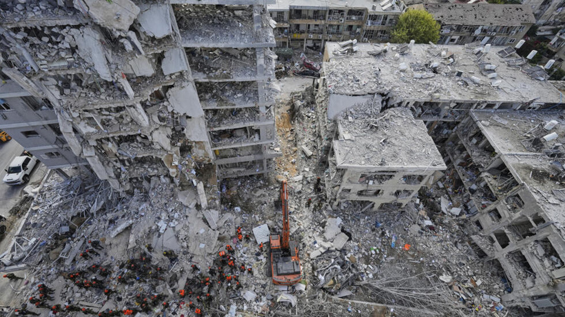 Guerre Israël-Iran: les habitants de Bat Yam sous le choc après des frappes meurtrières Guerre Israël-Iran: les habitants de Bat Yam sous le choc après des frappes meurtrières