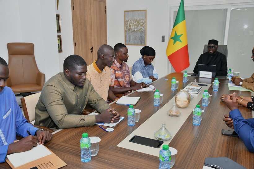 Audience : El Malick Ndiaye s’engage à défendre les revendications du COMES auprès du Président Diomaye Faye Audience : El Malick Ndiaye s’engage à défendre les revendications du COMES auprès du Président Diomaye Faye