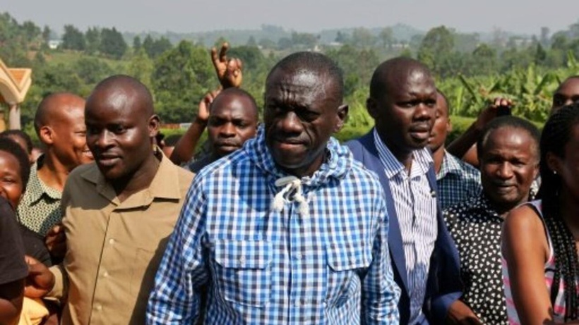 Ouganda: l'opposant Kizza Besigye est détenu «dans ces conditions malsaines et humiliantes», affirme son épouse Ouganda: l'opposant Kizza Besigye est détenu «dans ces conditions malsaines et humiliantes», affirme son épouse