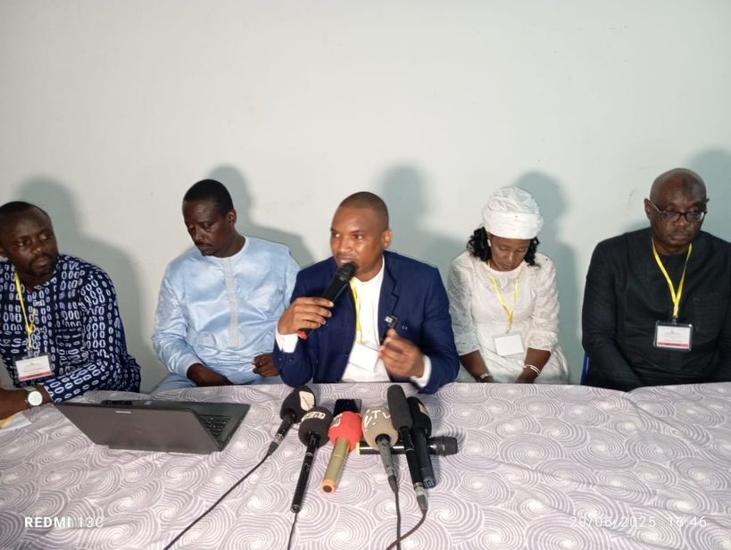 Politique à Kolda : l'opposition se mobilise sous la bannière de "Konghol Fouladou" pour combattre les dérives du régime en place Politique à Kolda : l'opposition se mobilise sous la bannière de "Konghol Fouladou" pour combattre les dérives du régime en place