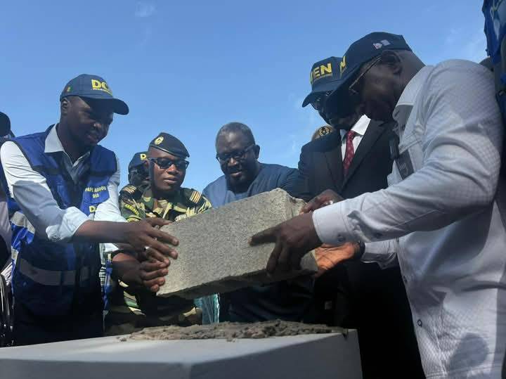 Éducation : l’État lance un plan d’urgence pour éradiquer les abris provisoires d’ici 2030