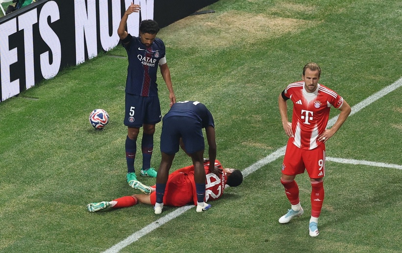 PSG - Bayern : la terrible blessure de Musiala sur une sortie de Donnarumma PSG - Bayern : la terrible blessure de Musiala sur une sortie de Donnarumma