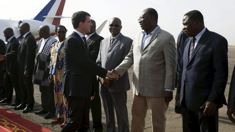 Ouagadougou: Manuel Valls veut éviter les infiltrations jihadistes Ouagadougou: Manuel Valls veut éviter les infiltrations jihadistes