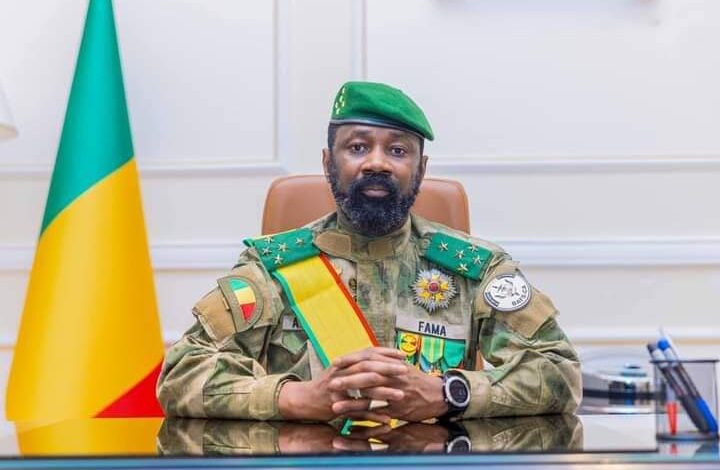 Mali: le général Assimi Goïta promulgue la loi lui accordant un mandat illimité de président