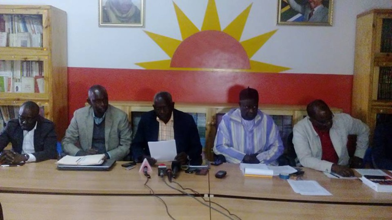 Référendum: «Bes du Niakk» se démarque de Macky et vote «non»