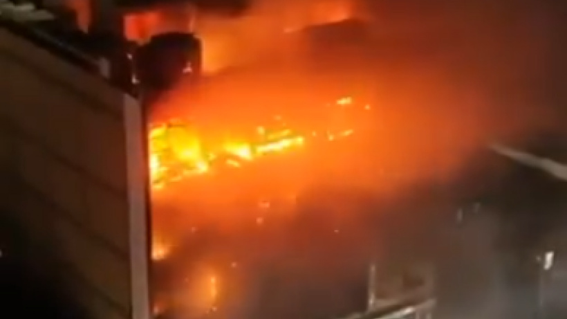 Irak: 50 morts et blessés dans l'incendie d'un centre commercial (gouverneur) Irak: 50 morts et blessés dans l'incendie d'un centre commercial (gouverneur)