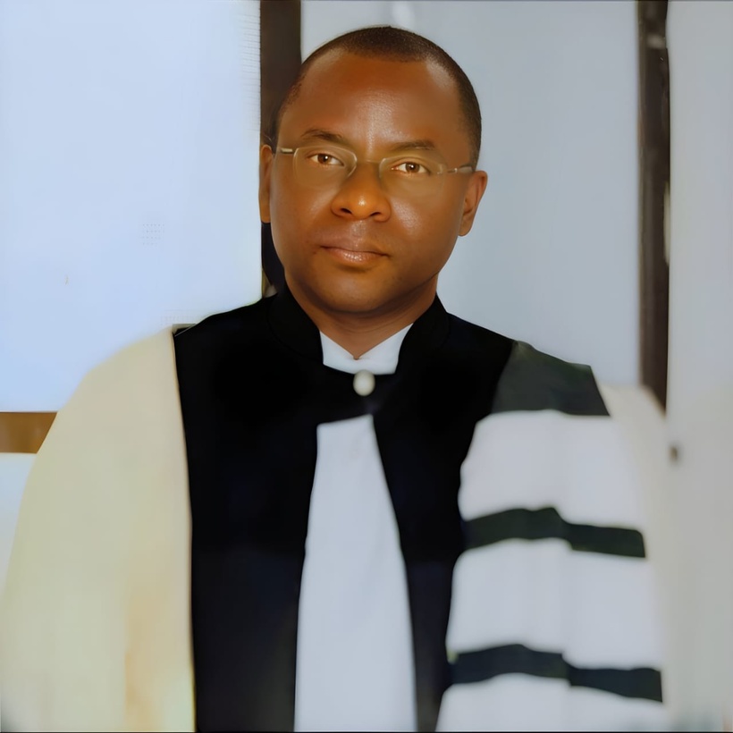 De l’Etat profond à l’Etat « invisible » Par Pr Ousmane Beye De l’Etat profond à l’Etat « invisible » Par Pr Ousmane Beye