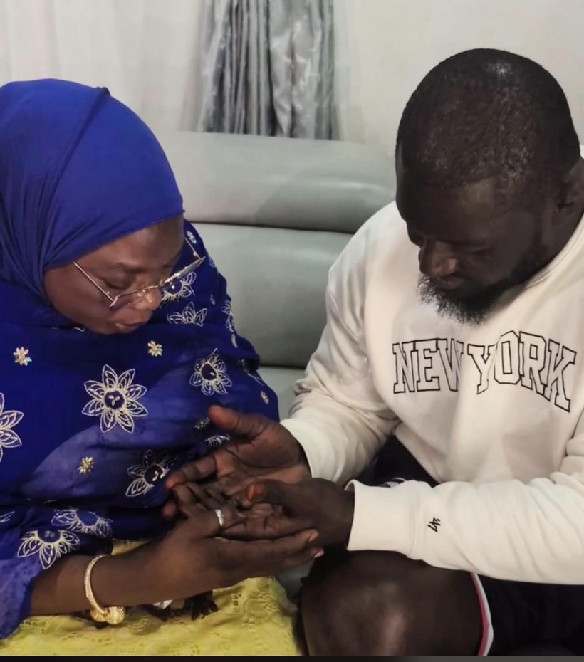 Lutte : la mère de Siteu rend visite à Balla Gaye 2 Lutte : la mère de Siteu rend visite à Balla Gaye 2