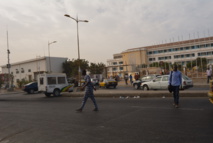 Dernière minute Intifada à l’Ucad: les étudiants affrontent les policiers Dernière minute Intifada à l’Ucad: les étudiants affrontent les policiers