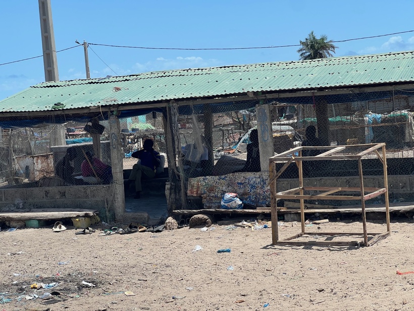 Case de repos des pêcheurs à Djiffer