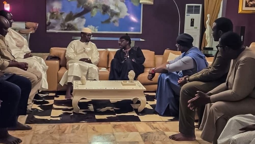 Tivaouane : après le Président Diomaye, le Pm Sonko s'est rendu chez Serigne Moustapha Sy pour présenter ses condoléances Tivaouane : après le Président Diomaye, le Pm Sonko s'est rendu chez Serigne Moustapha Sy pour présenter ses condoléances