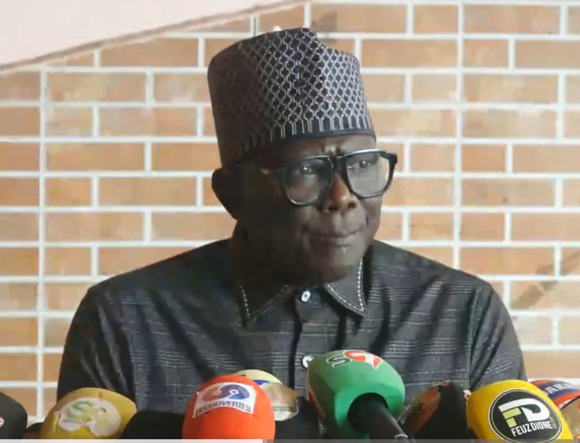 Moustapha Diakhaté dénonce une "guerre juridique" contre la liberté d'expression et accuse le procureur Ibrahima Ndoye Moustapha Diakhaté dénonce une "guerre juridique" contre la liberté d'expression et accuse le procureur Ibrahima Ndoye