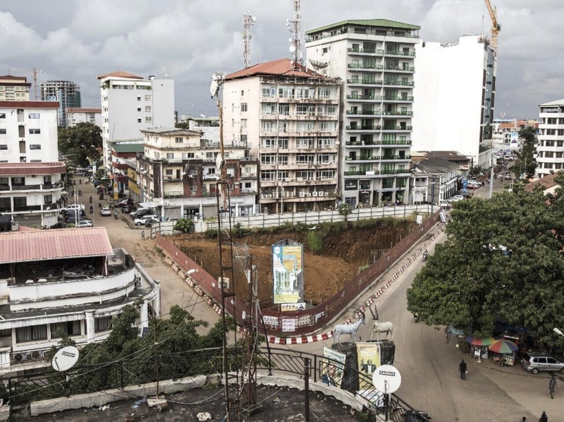Guinée: l'opposition dénonce l'usage des moyens de l'État pour soutenir le «oui» au référendum sur la Constitution Guinée: l'opposition dénonce l'usage des moyens de l'État pour soutenir le «oui» au référendum sur la Constitution